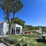 L'esquinade - Fh205 By Interhome Apartman