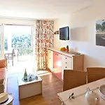 L'esquinade - Fh205 By Interhome * Saint-Raphaël