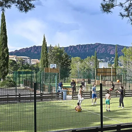 Village Cap Esterel - L'esquinade-1 By Interhome