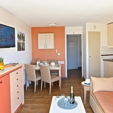 L'esquinade - Fh205 By Interhome